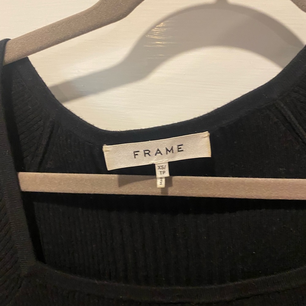 Frame, light sweater! Barely used!